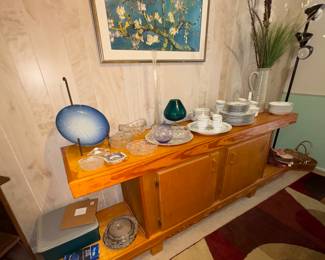 Long serving cabinet or craft table
