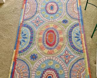 hooked runner rug