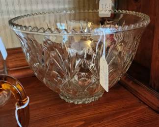 Punch bowl