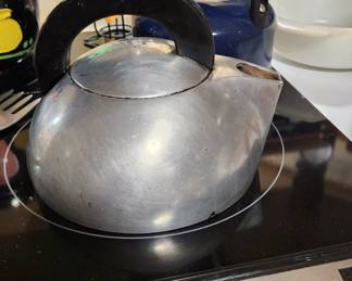 Magnalite tea kettle