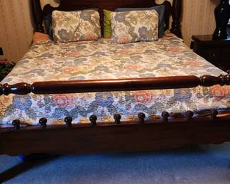 King size 4 poster bed