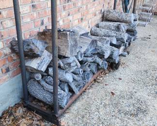 Iron wood holder and wood