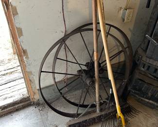 Wagon wheels