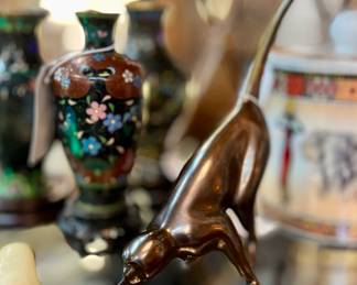 Limited-edition bronze monkey sculpture – Loette Vanderveen