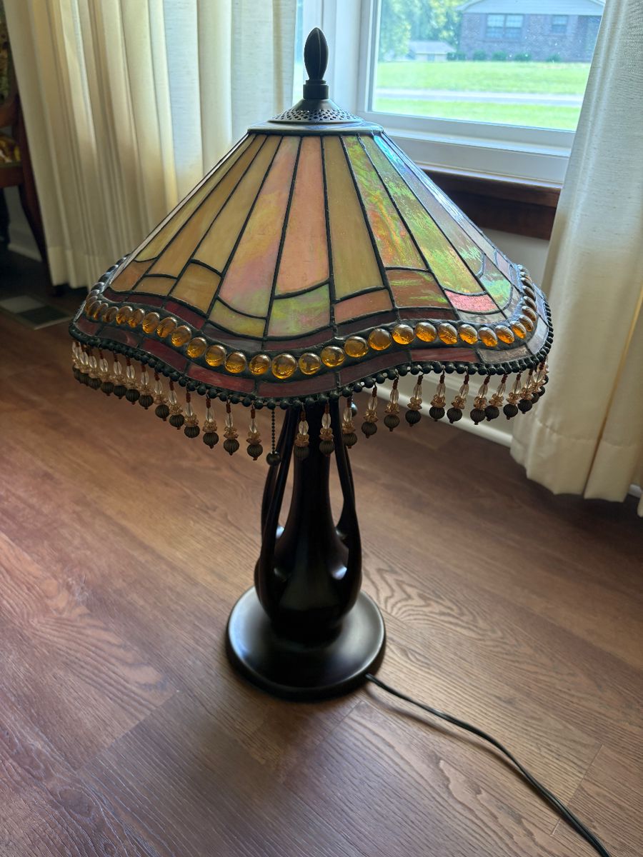 Tiffany Style Lamp