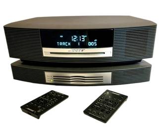 Bose Wave radio w 3 cd changer & 2 remotes