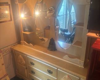 dresser w mirror 6 piece set