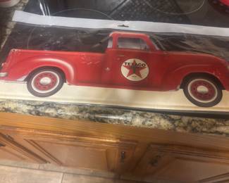 Texaco metal sign