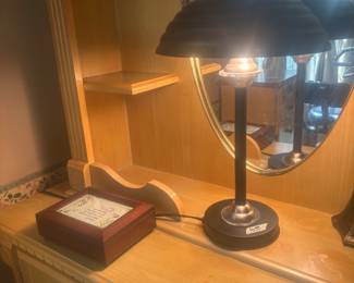 Touch lamp