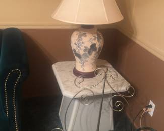 Medium brass easel, lamp (2) and end tables (2)