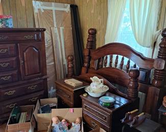 Queen bed with frame, dresser/ armour, 2 night stands and vanity dresser.