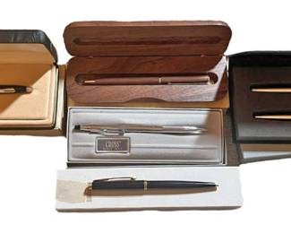 5 Boxed Pen Sets