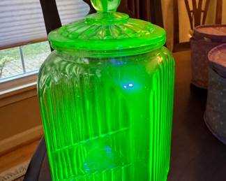Uranium/Vaseline Glass Biscuit Jar