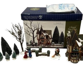 Department 56 Royal Tree Court