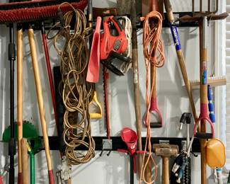 Yard Tools 