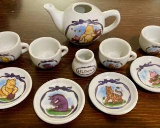 Vintage Winnie the Pooh Miniature Tea Set