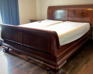 King Sleigh Style MotoSleep Adjustable Bed 