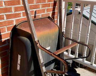 Wheelbarrow 