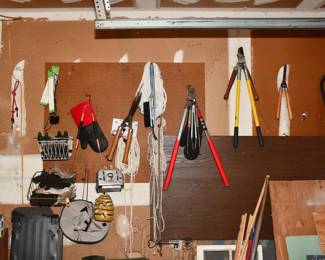 585Garage