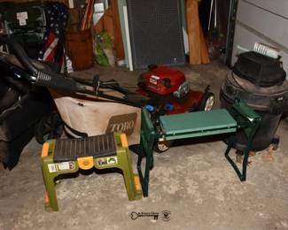 596Garage