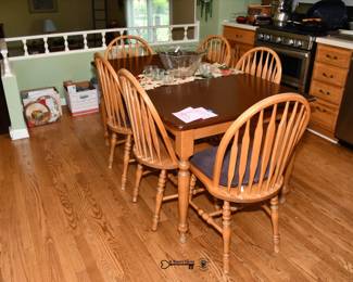 043Kitchen