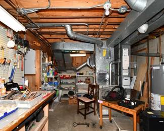 564Storage Room