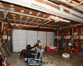 574Garage