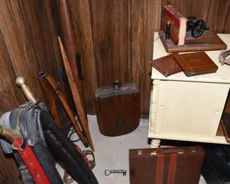 898Storage Room
