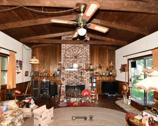 088Family Room