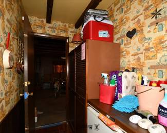 406Laundry Room