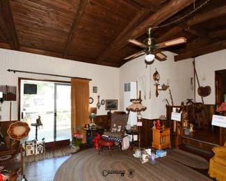090Family Room