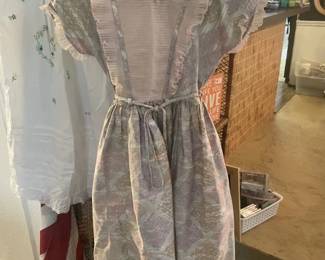 Girl's dress - probably size 8