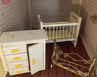 Doll house - baby bed, chest, bassinet