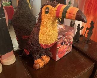 Macaw Pinata