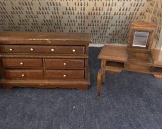 Doll house bedroom furniture