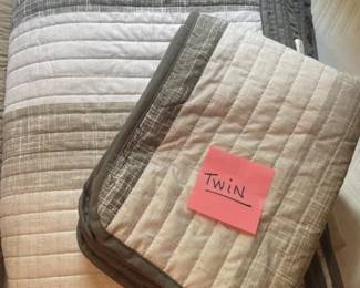 Twin Bedding - cover and sham