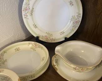 Another beautiful China pattern. Large serving set. Will update name and pattern later