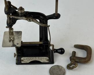 Antique 1901 Smith & Egge Cast Iron Automatic Sewing Machine
