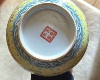 Chinese Yellow Famille Rose Dragon Vase