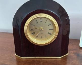 Vintage Quartz Desk Clock