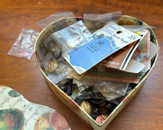 Vintage Button Assortment in Decorative Tin