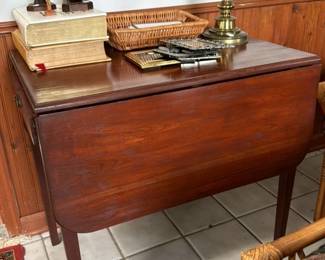 Antique Drop Leaf Gateleg Table