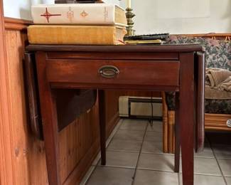 Antique Drop Leaf Gateleg Table