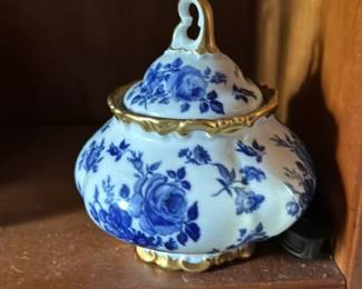 Kohi Cobalt Bavaria Handarbeit 22 karat Gold Porcelain Vase