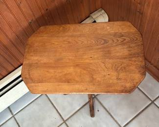antique wooden pedestal table