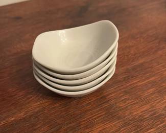 Set of 6 White Porcelain Ramekins