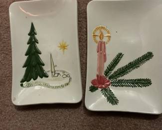 vintage christmas plates