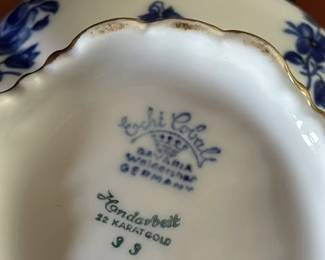 Kohi Cobalt Bavaria Handarbeit 22 karat Gold Porcelain Vase