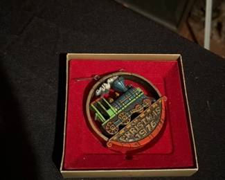 Vintage Christmas Hallmark Keepsake Ornament