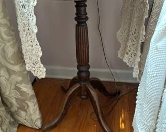 Victorian Pedestal Table